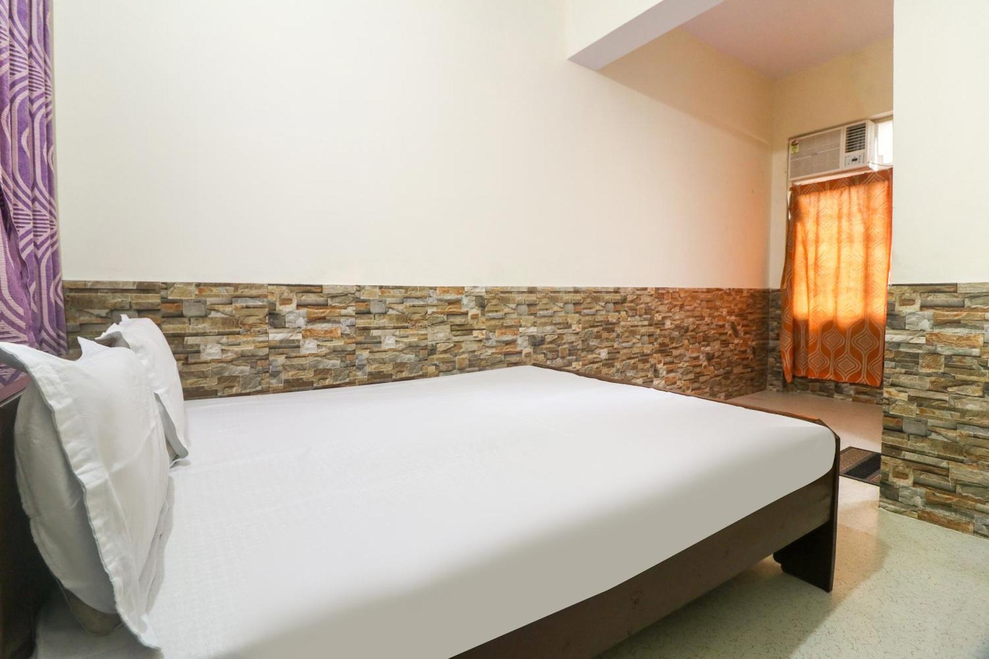 Spot On Hotel Anand Bhawan Alīgarh Екстериор снимка